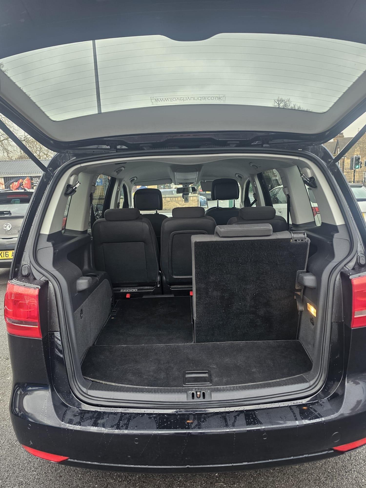 Used Volkswagen Touran 2014 for sale - 76839761: Photo 26