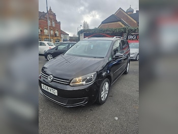Used Volkswagen Touran 2014 for sale - 76839761: Photo