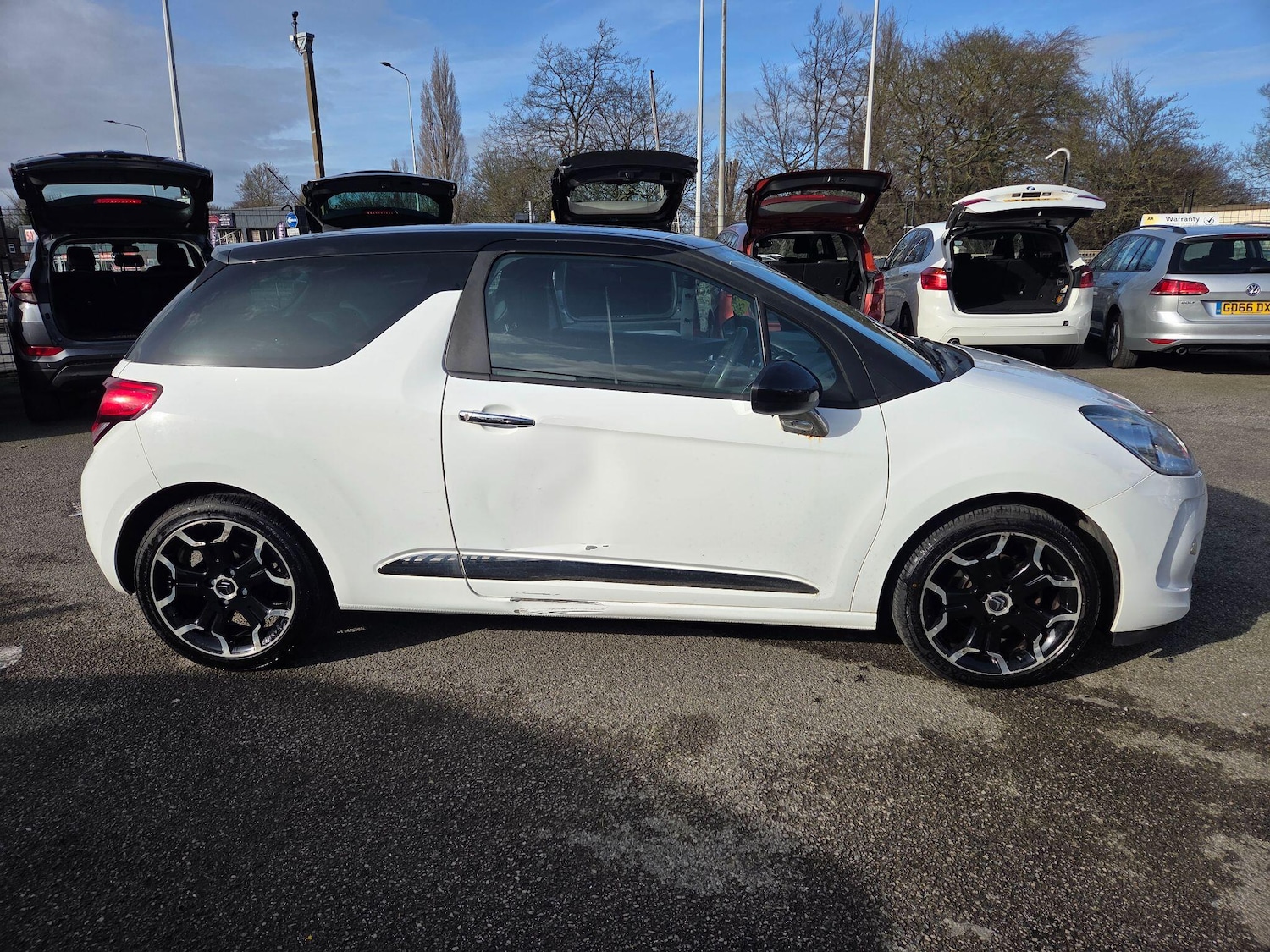 Used Citroen DS3 2012 for sale - 77598147: Photo 2