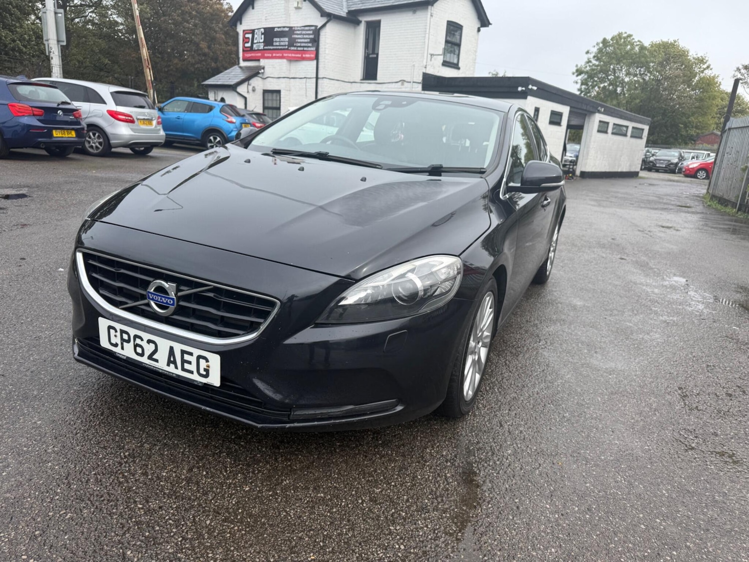 Used Volvo V40 2012 for sale - 76657293: Photo 2