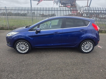 Used Ford Fiesta 2014 for sale - 77683515: Photo