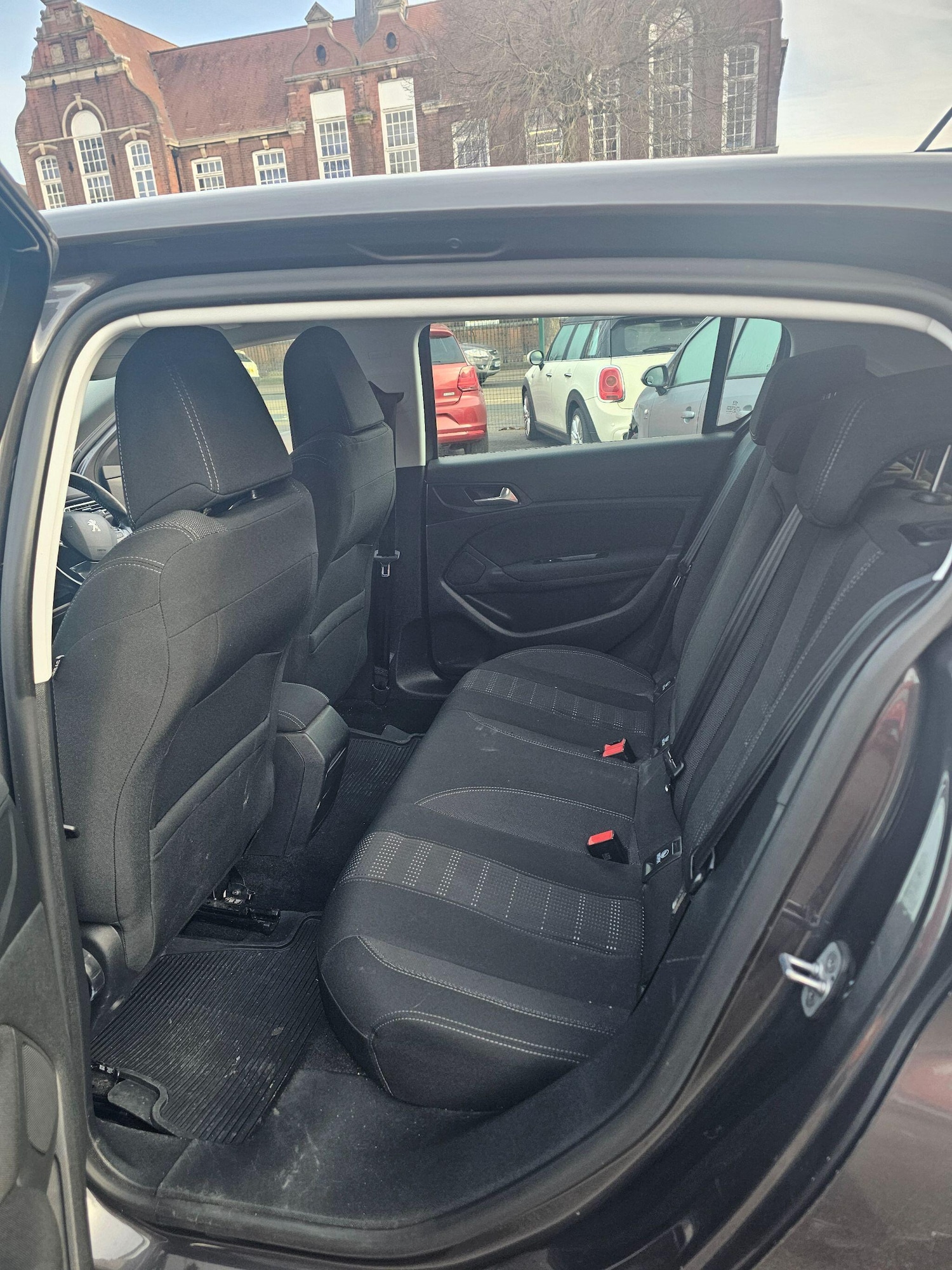 Used Peugeot 308 2017 for sale - 77143794: Photo 10