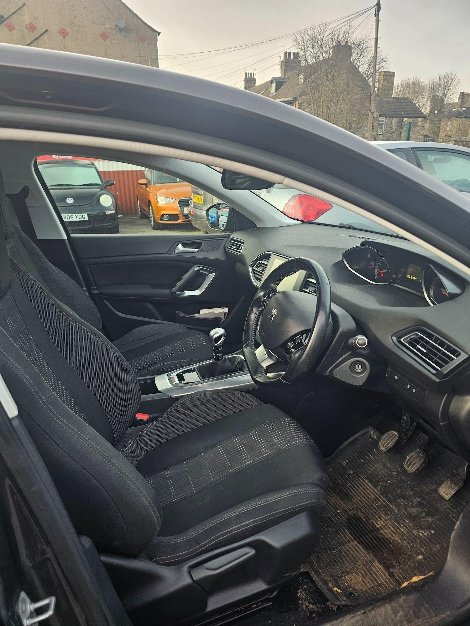 Used Peugeot 308 2017 for sale - 77143794: Photo 8