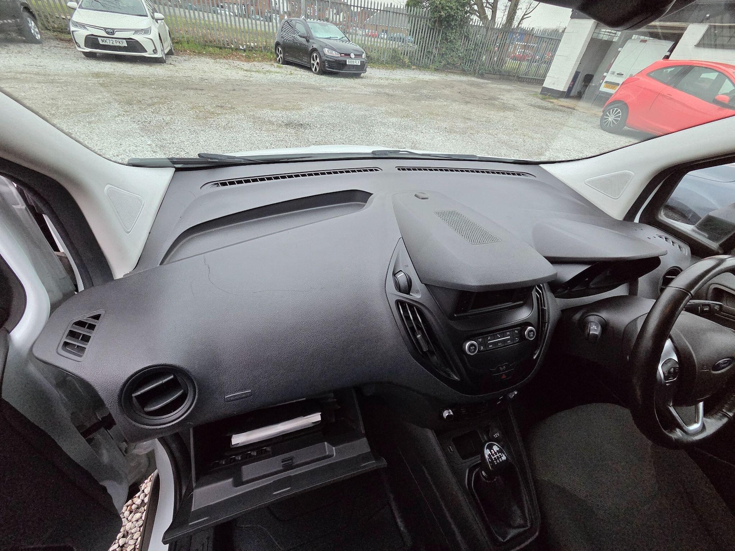 Used Ford Transit Courier 2020 for sale - 78062678: Photo 26