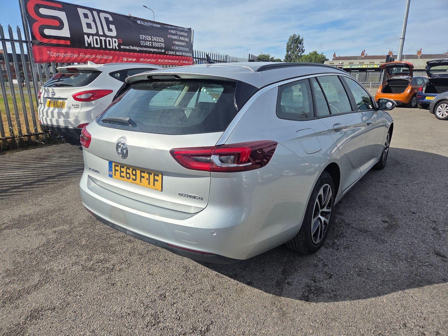 Used Vauxhall Insignia 2020 for sale - 76657908: Photo 3