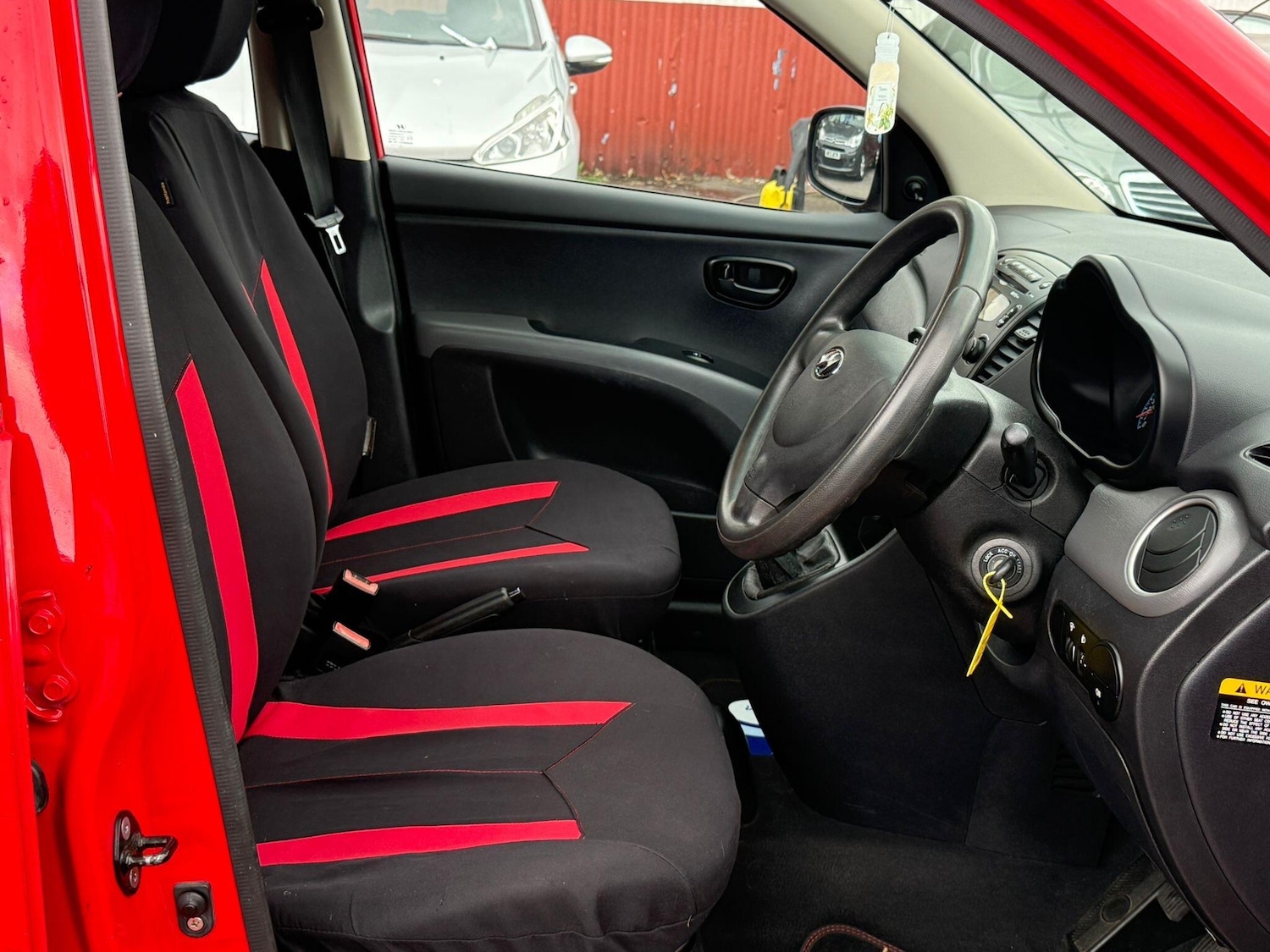 Used Hyundai i10 2009 for sale - 76839573: Photo 5