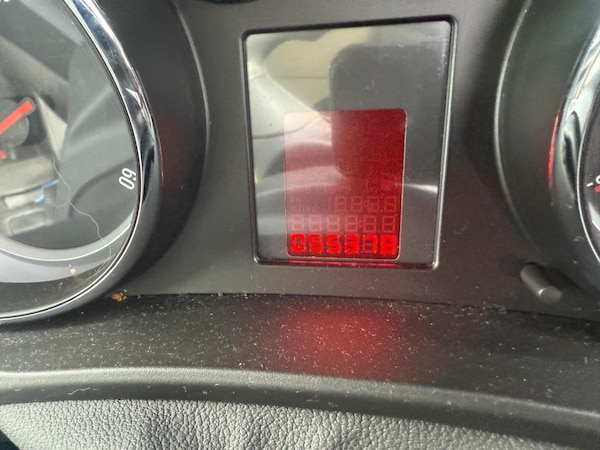 Used Vauxhall Meriva 2011 for sale - 76226237: Photo 12