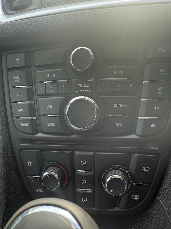 Used Vauxhall Meriva 2011 for sale - 76226237: Photo 14