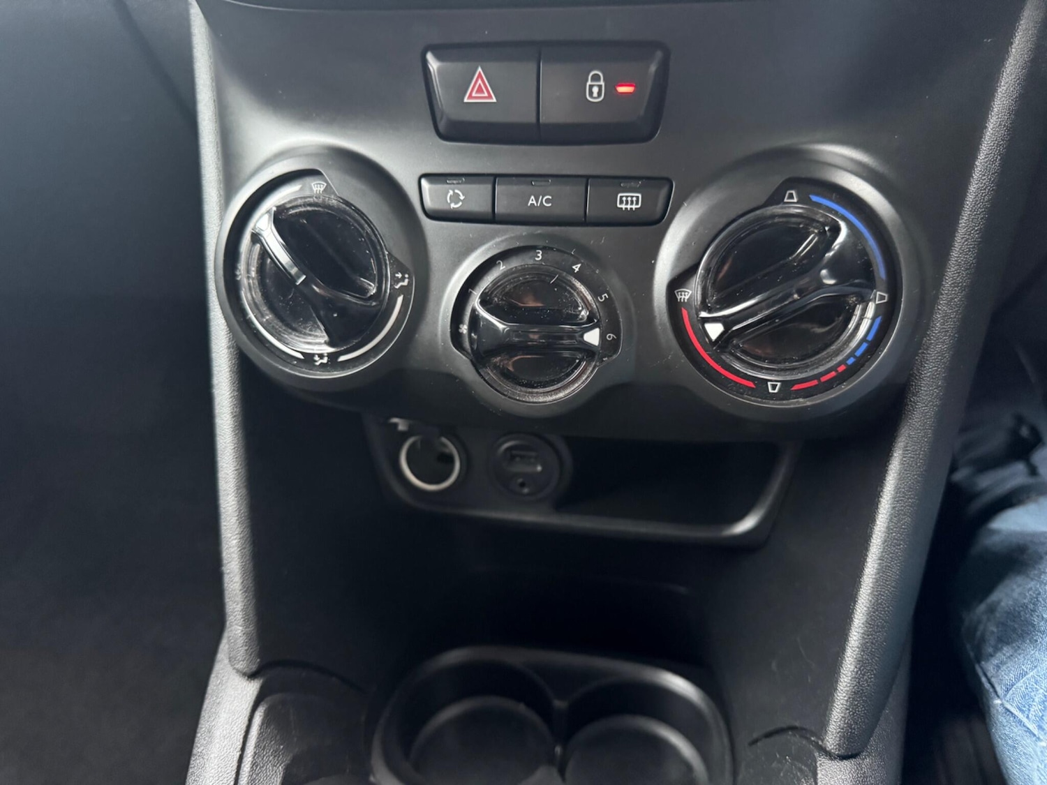 Used Peugeot 208 2016 for sale - 77057366: Photo 13