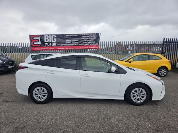Used Toyota Prius 2024 for sale - 76283053: Photo 2