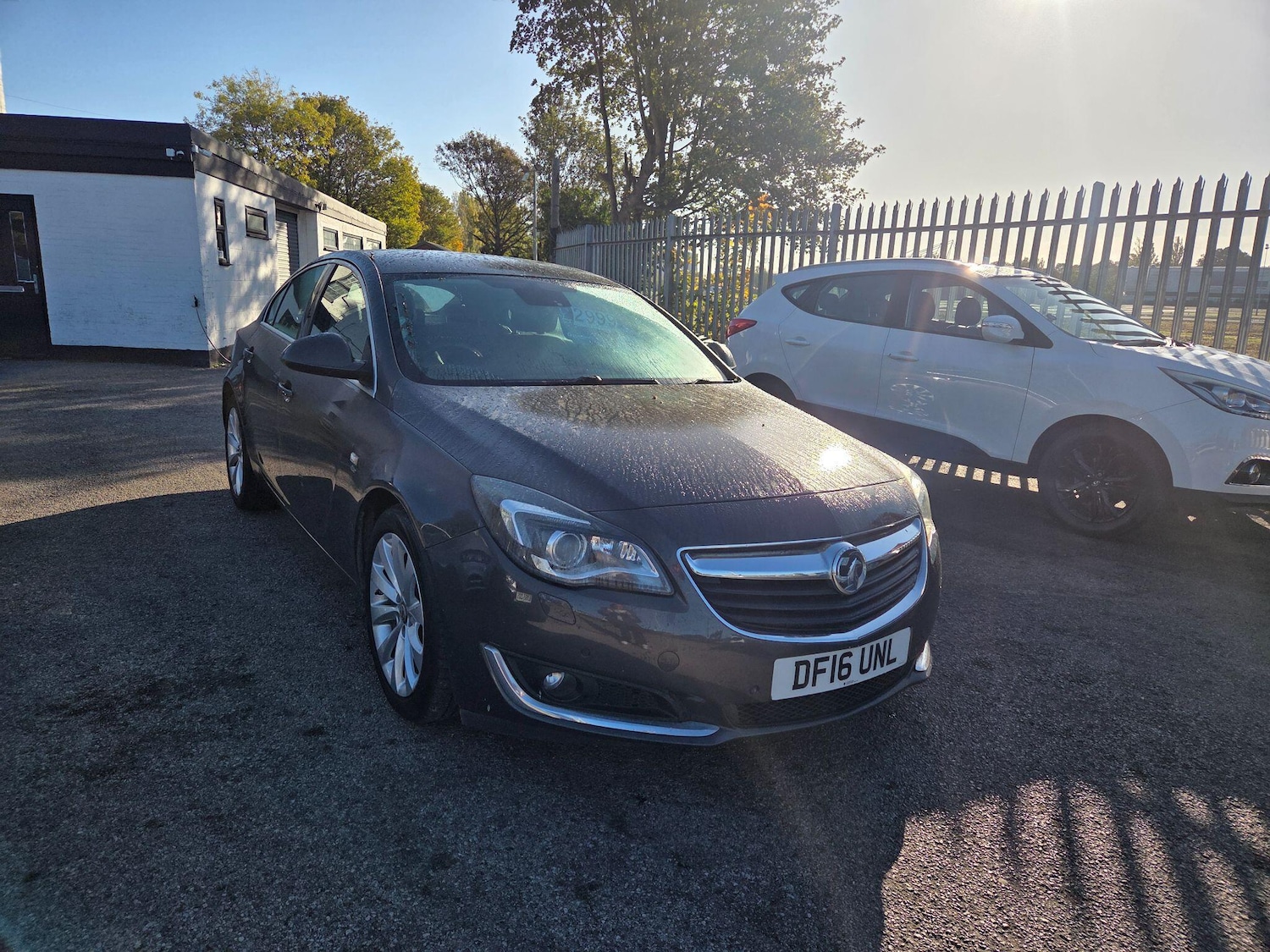 Used Vauxhall Insignia 2016 for sale - 76658369: Photo 1