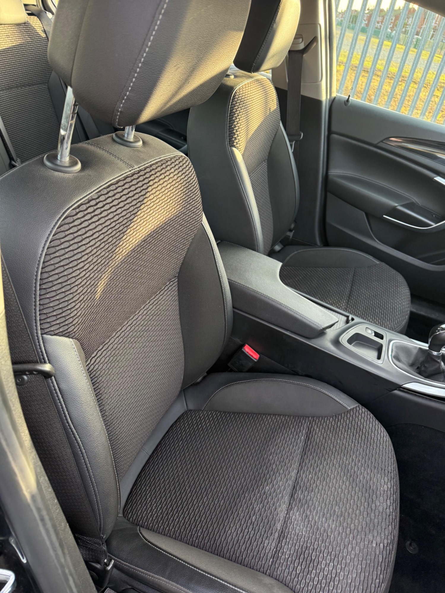 Used Vauxhall Insignia 2015 for sale - 76839406: Photo 10