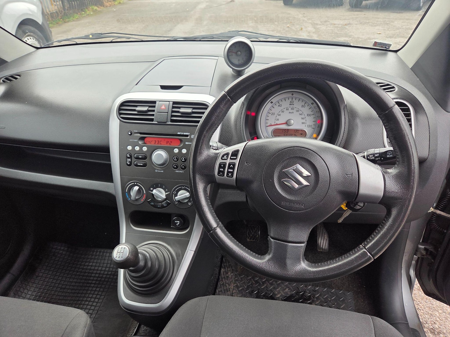 Used Suzuki Splash 2009 for sale - 76780725: Photo 11