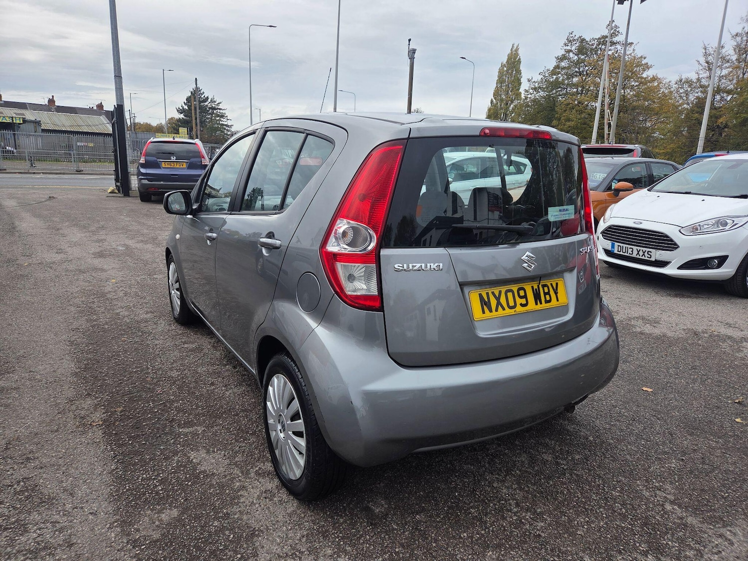 Used Suzuki Splash 2009 for sale - 76780725: Photo 4