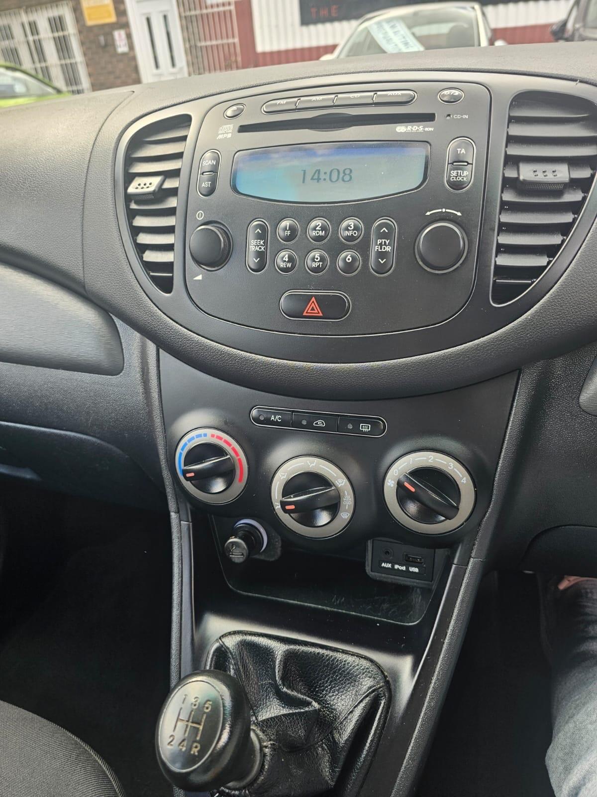 Used Hyundai i10 2013 for sale - 76136959: Photo 11