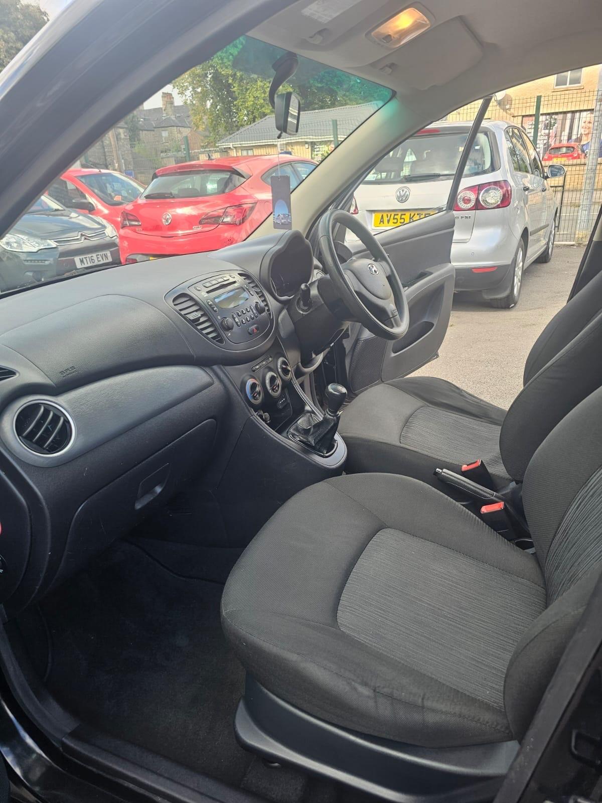Used Hyundai i10 2013 for sale - 76136959: Photo 12