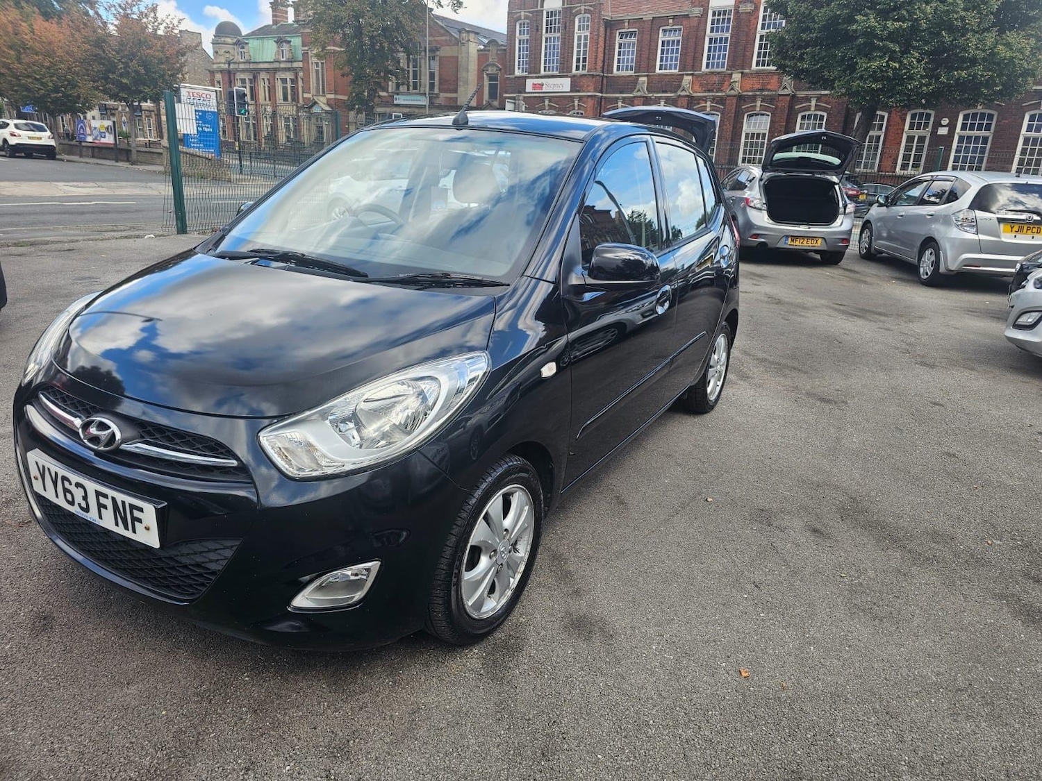 Used Hyundai i10 2013 for sale - 76136959: Photo 4