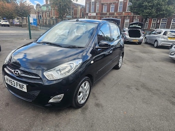 Used Hyundai i10 2013 for sale - 76136959: Photo 4