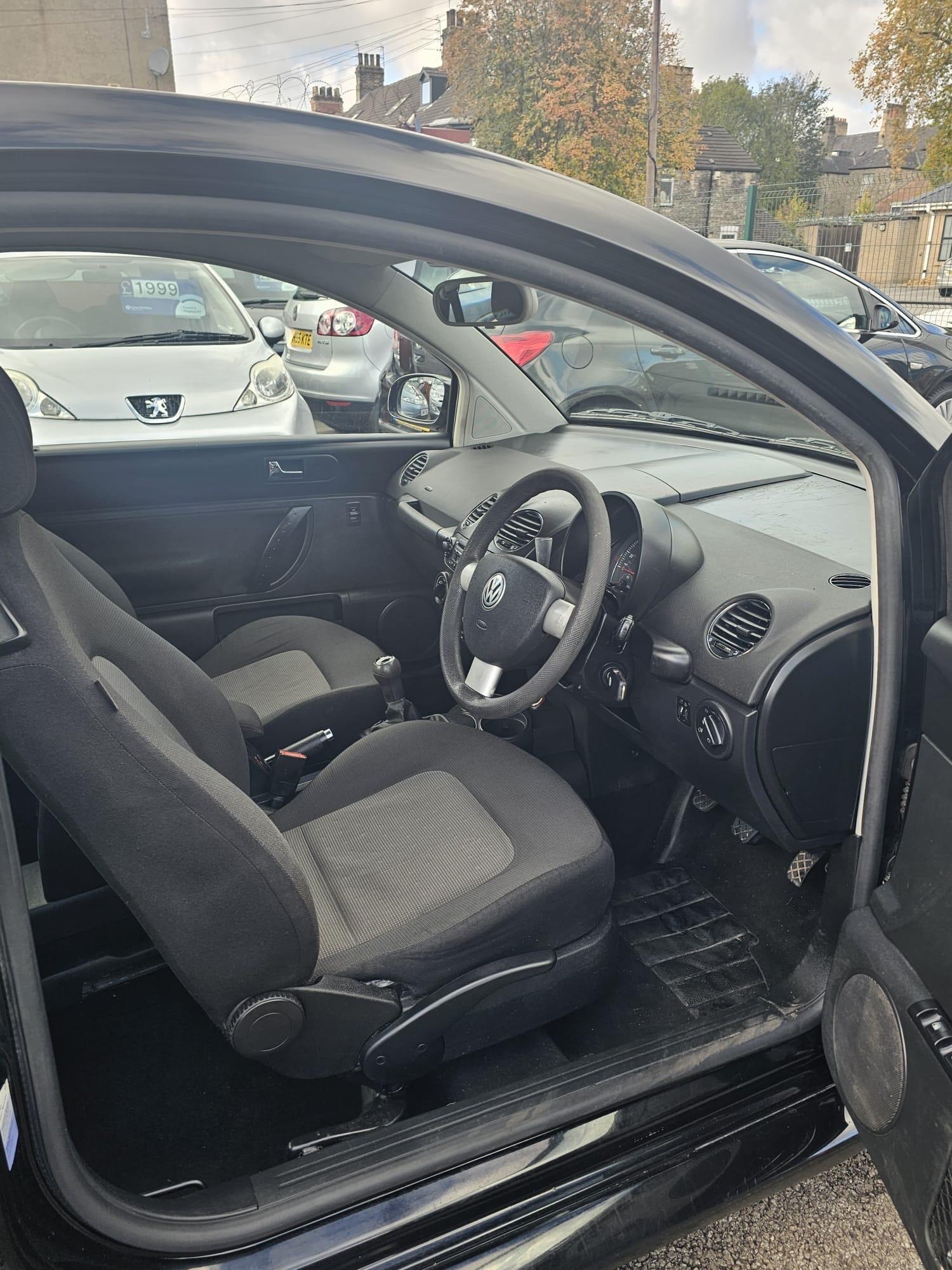 Used Volkswagen Beetle 2006 for sale - 76408879: Photo 10