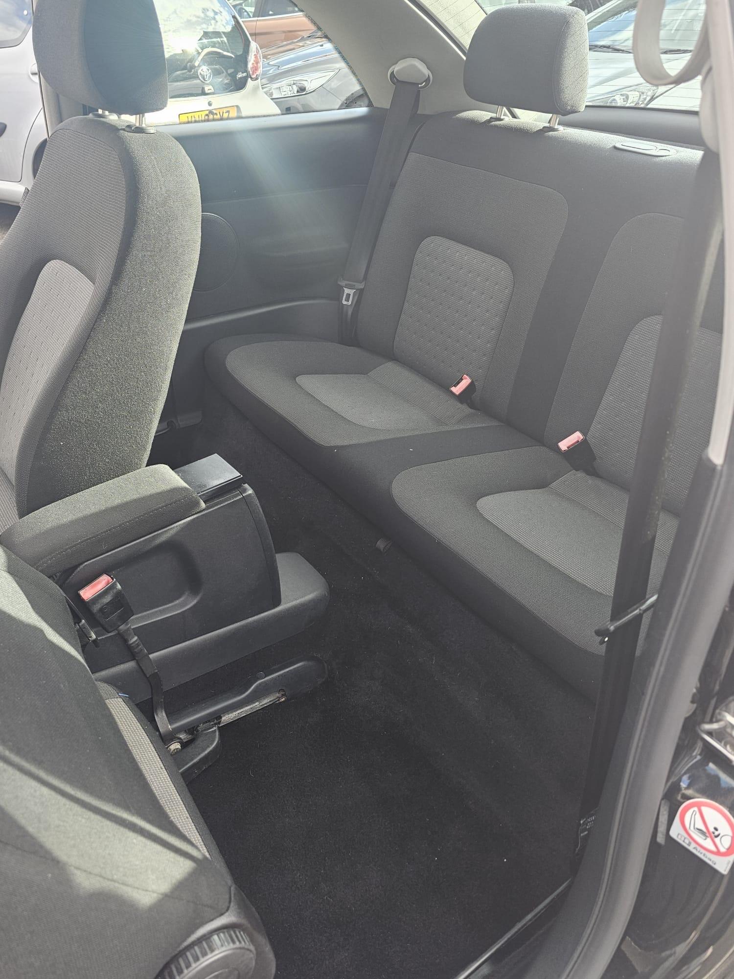 Used Volkswagen Beetle 2006 for sale - 76408879: Photo 12