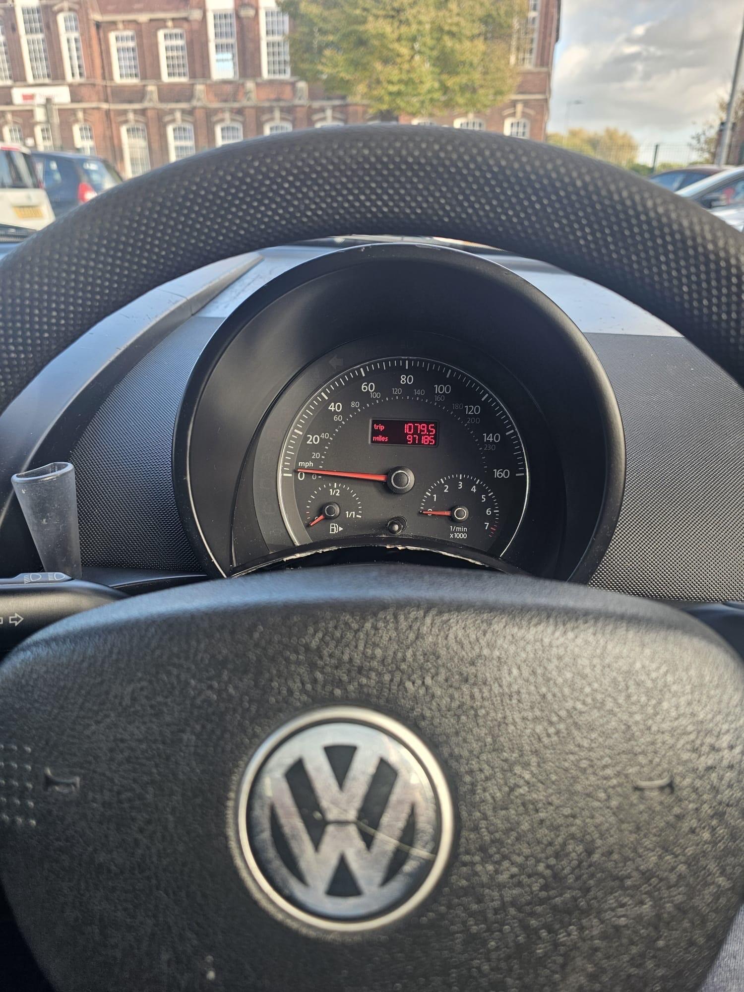 Used Volkswagen Beetle 2006 for sale - 76408879: Photo 8