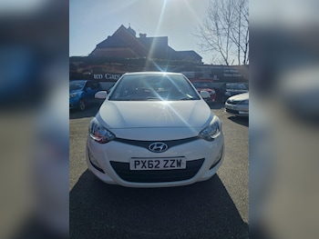 Used Hyundai i20 2012 for sale - 77696396: Photo
