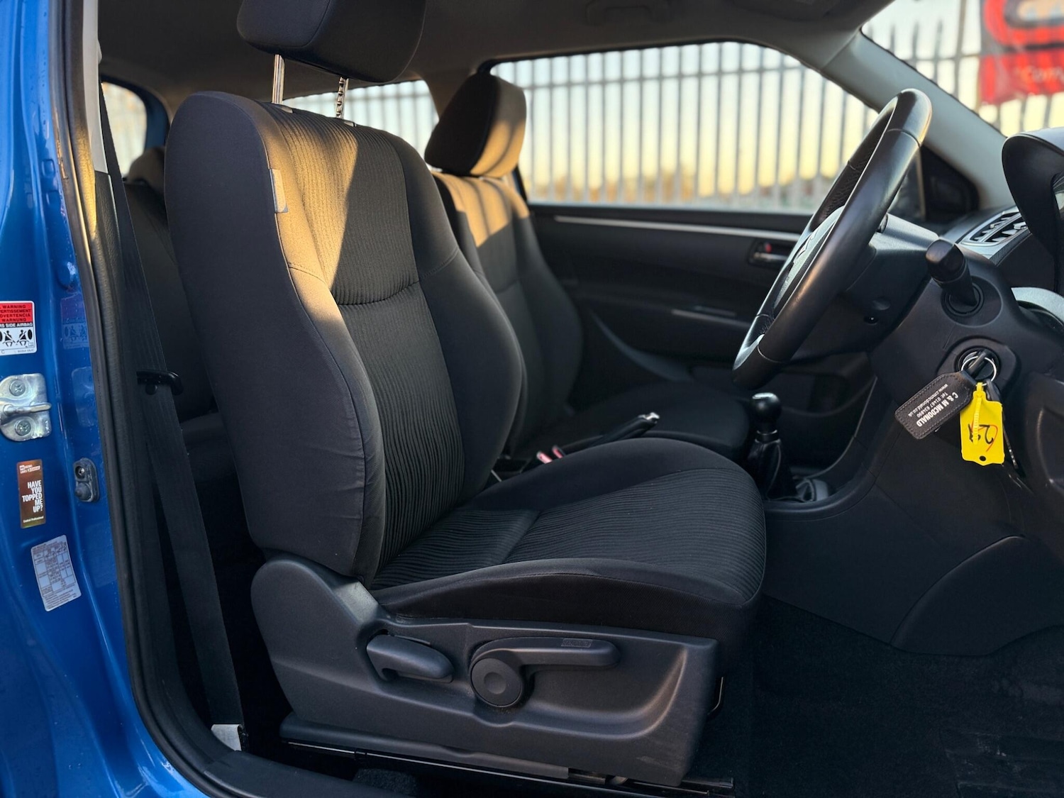 Used Suzuki Swift 2012 for sale - 76866175: Photo 10