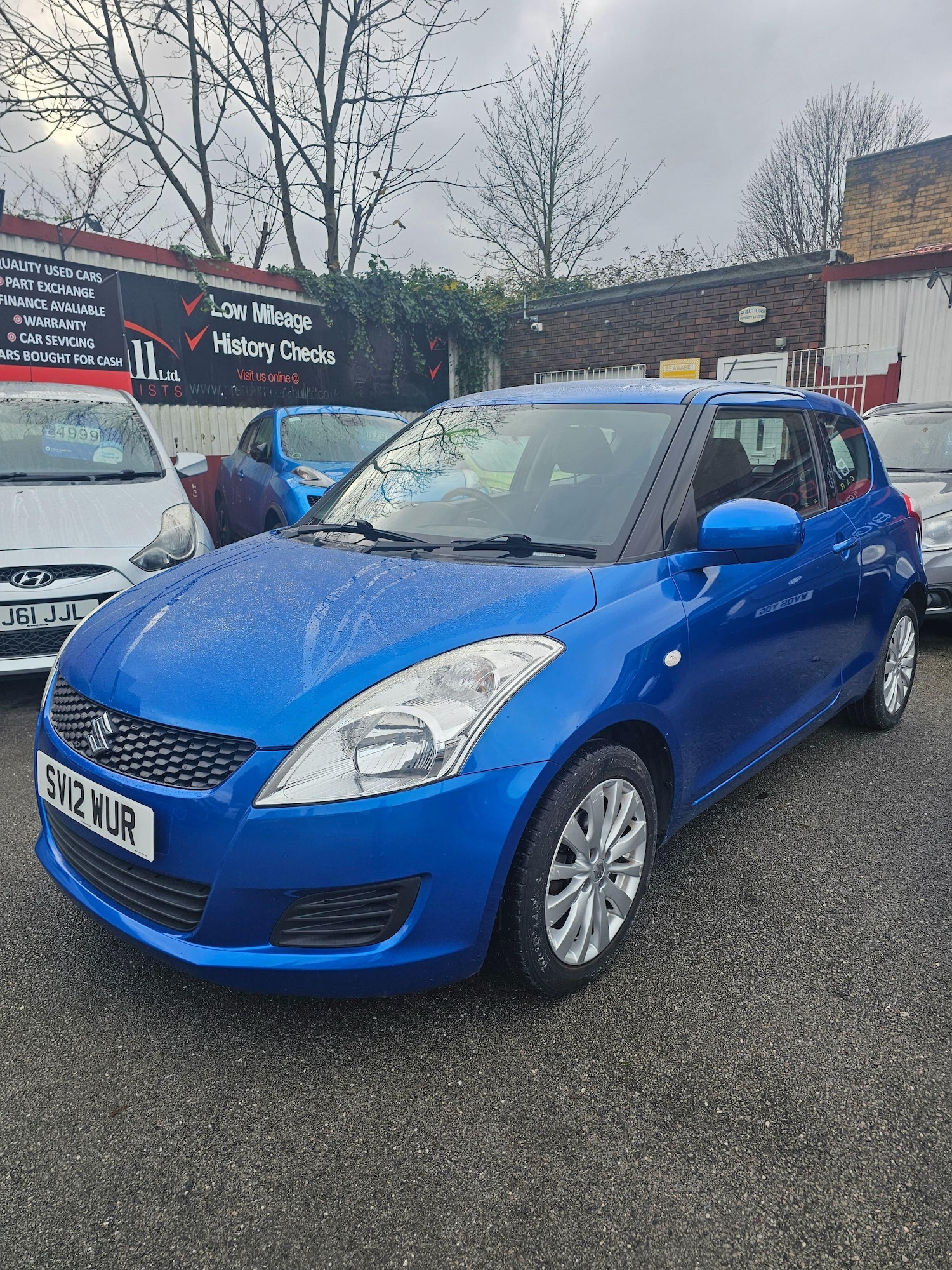 Used Suzuki Swift 2012 for sale - 76866175: Photo 3