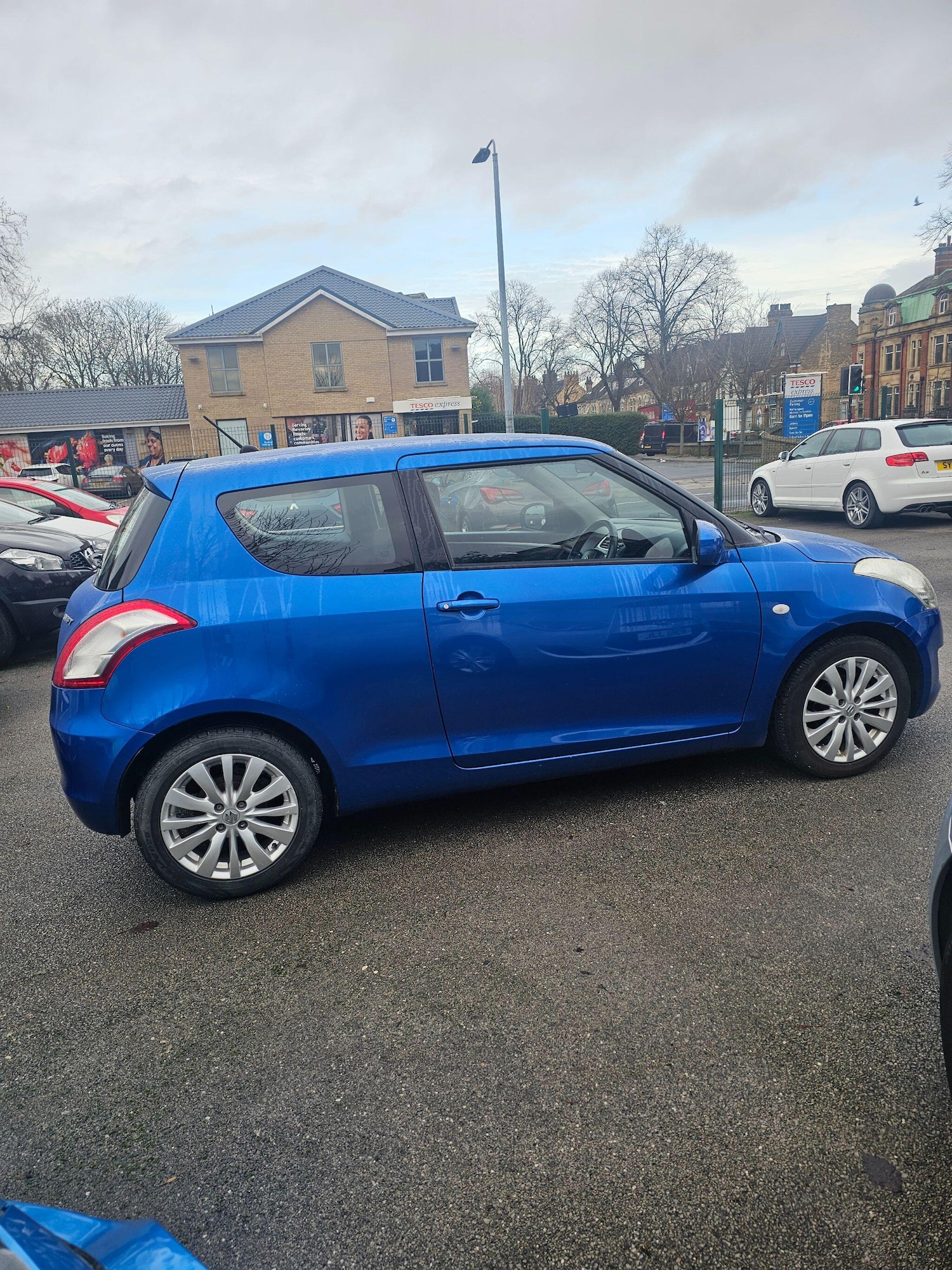 Used Suzuki Swift 2012 for sale - 76866175: Photo 9