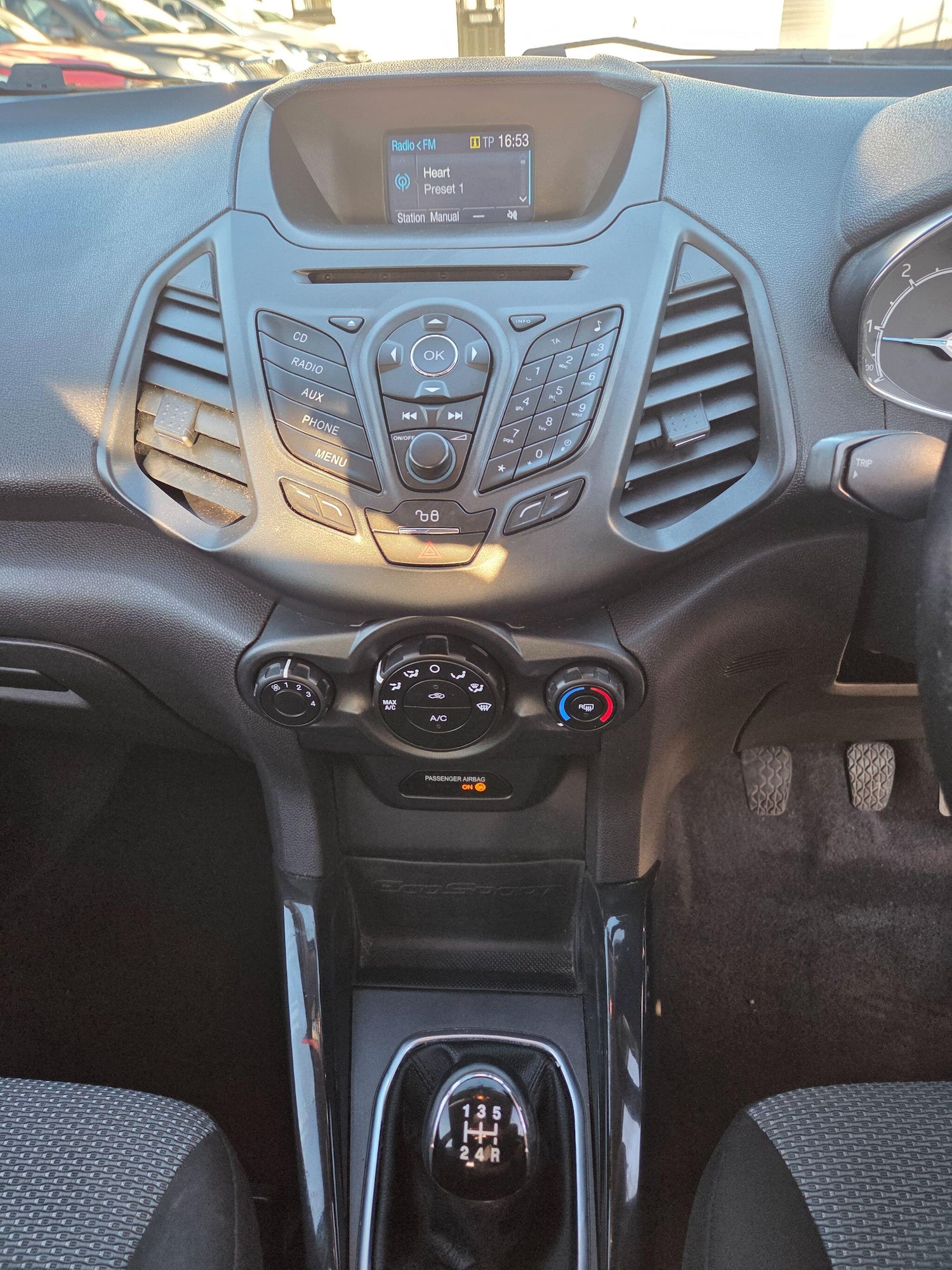 Used Ford Ecosport 2015 for sale - 77969618: Photo 13