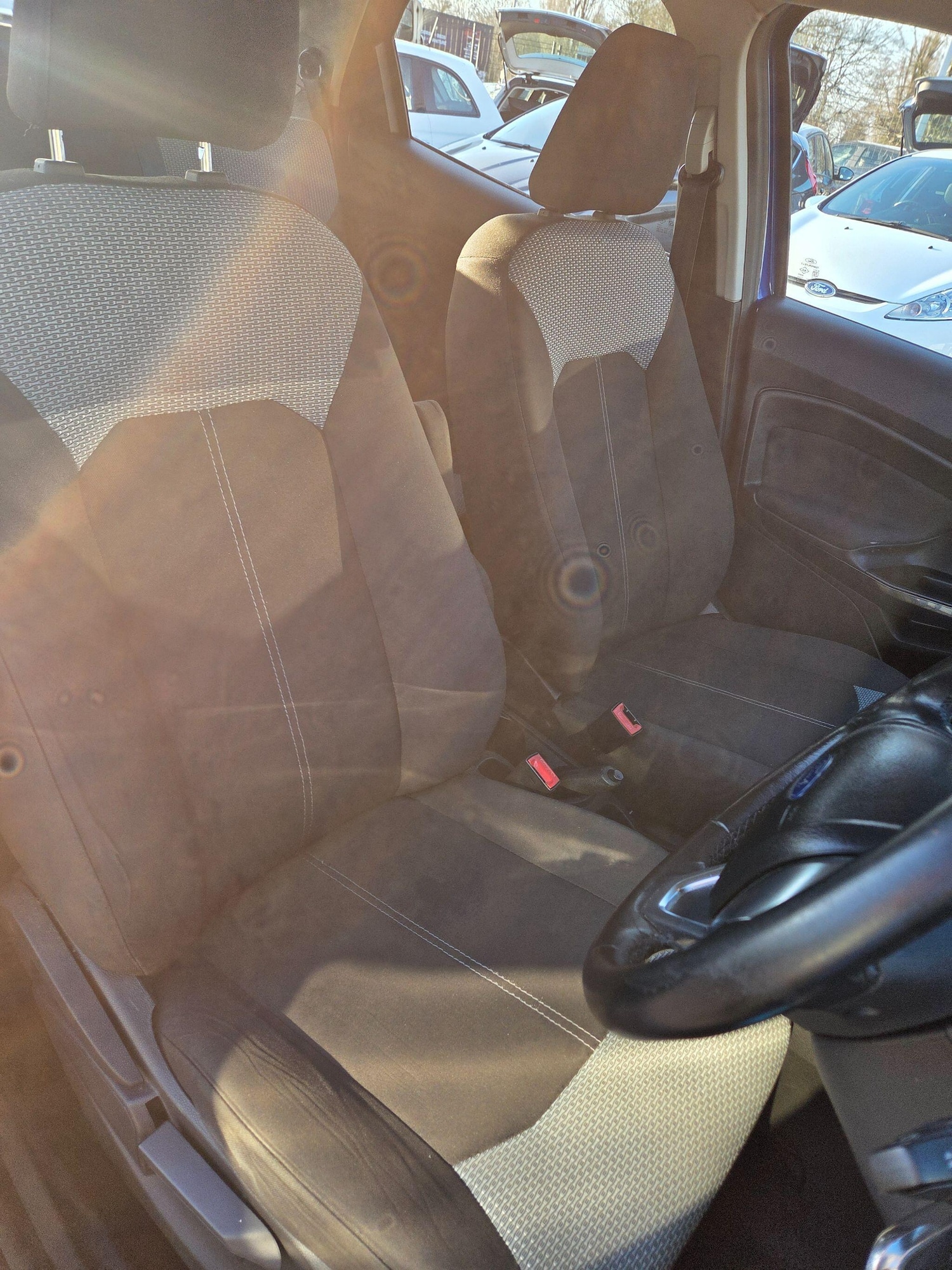 Used Ford Ecosport 2015 for sale - 77969618: Photo 8