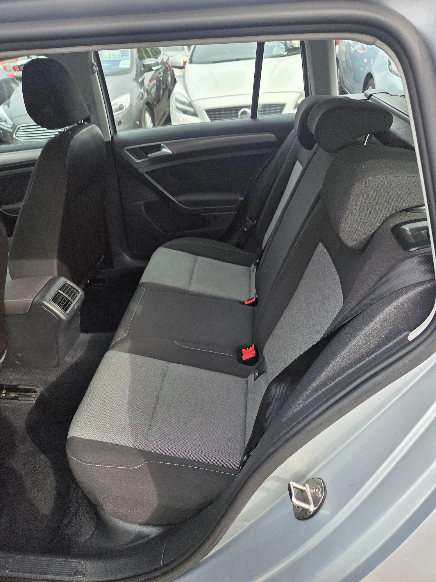 Used Volkswagen Golf 2016 for sale - 76996209: Photo 10