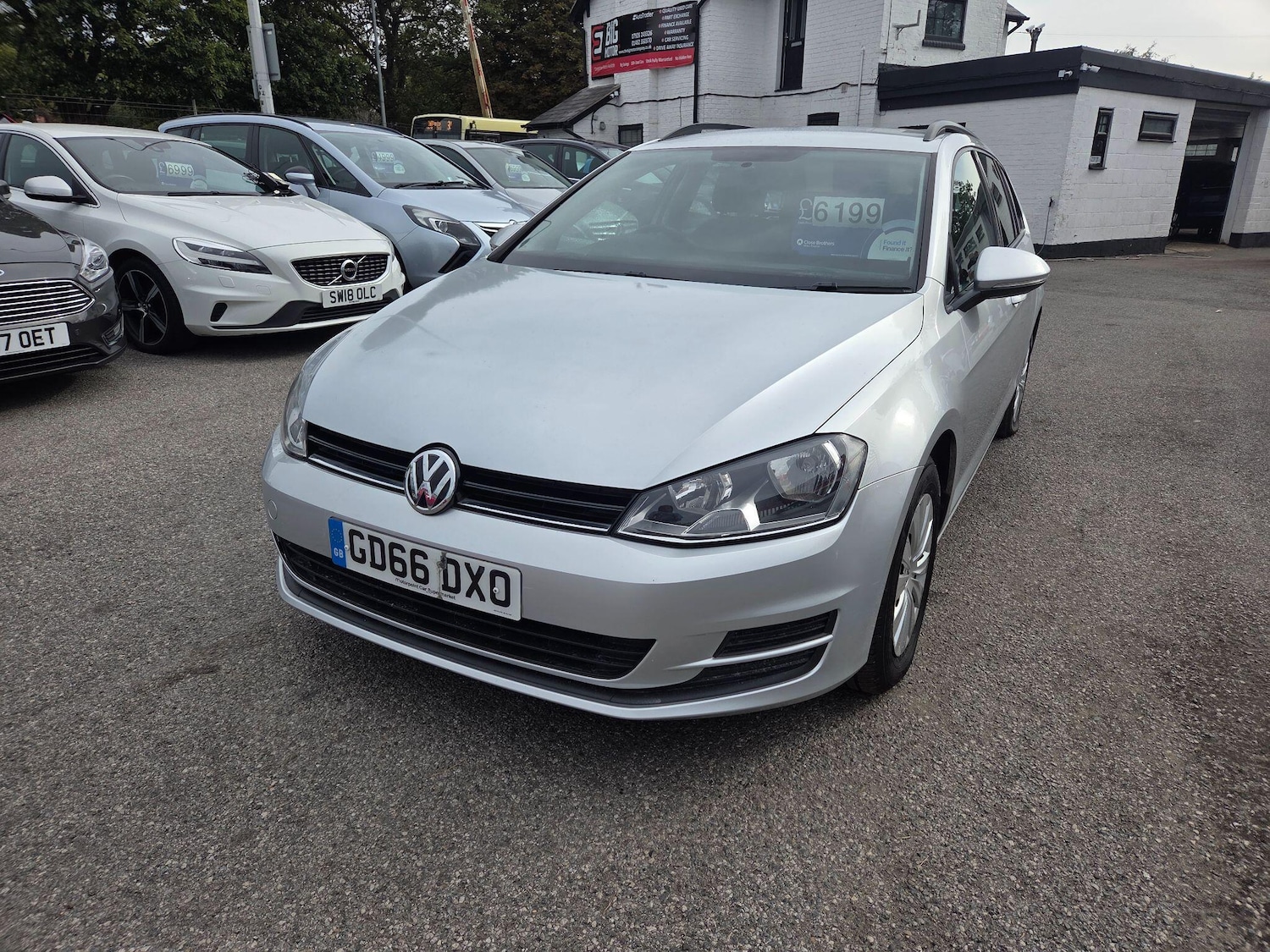 Used Volkswagen Golf 2016 for sale - 76996209: Photo 7