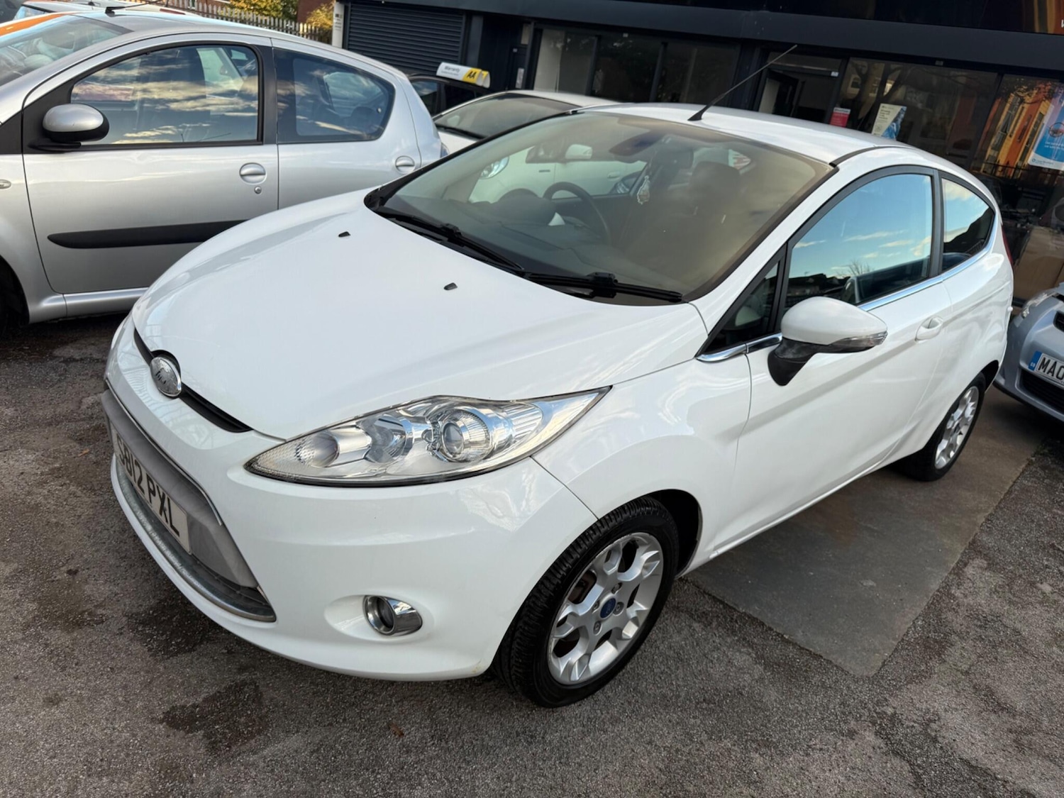 Used Ford Fiesta 2012 for sale - 76189724: Photo 2