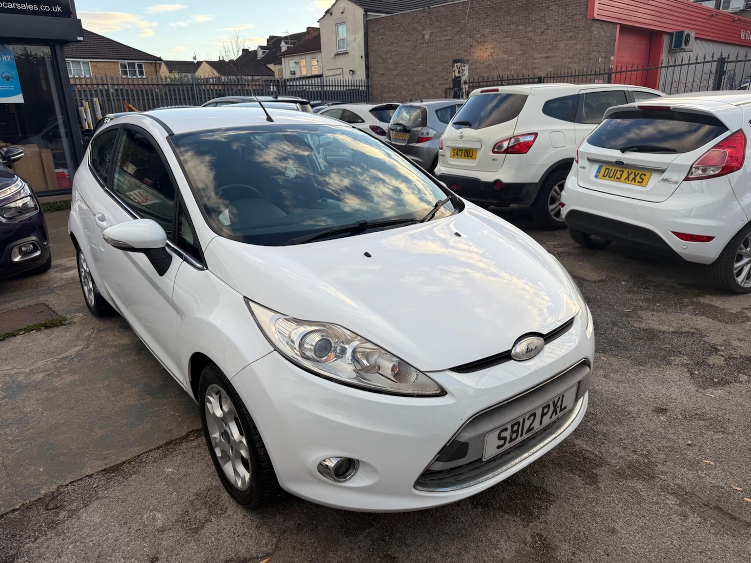 Used Ford Fiesta 2012 for sale - 76189724: Photo 3