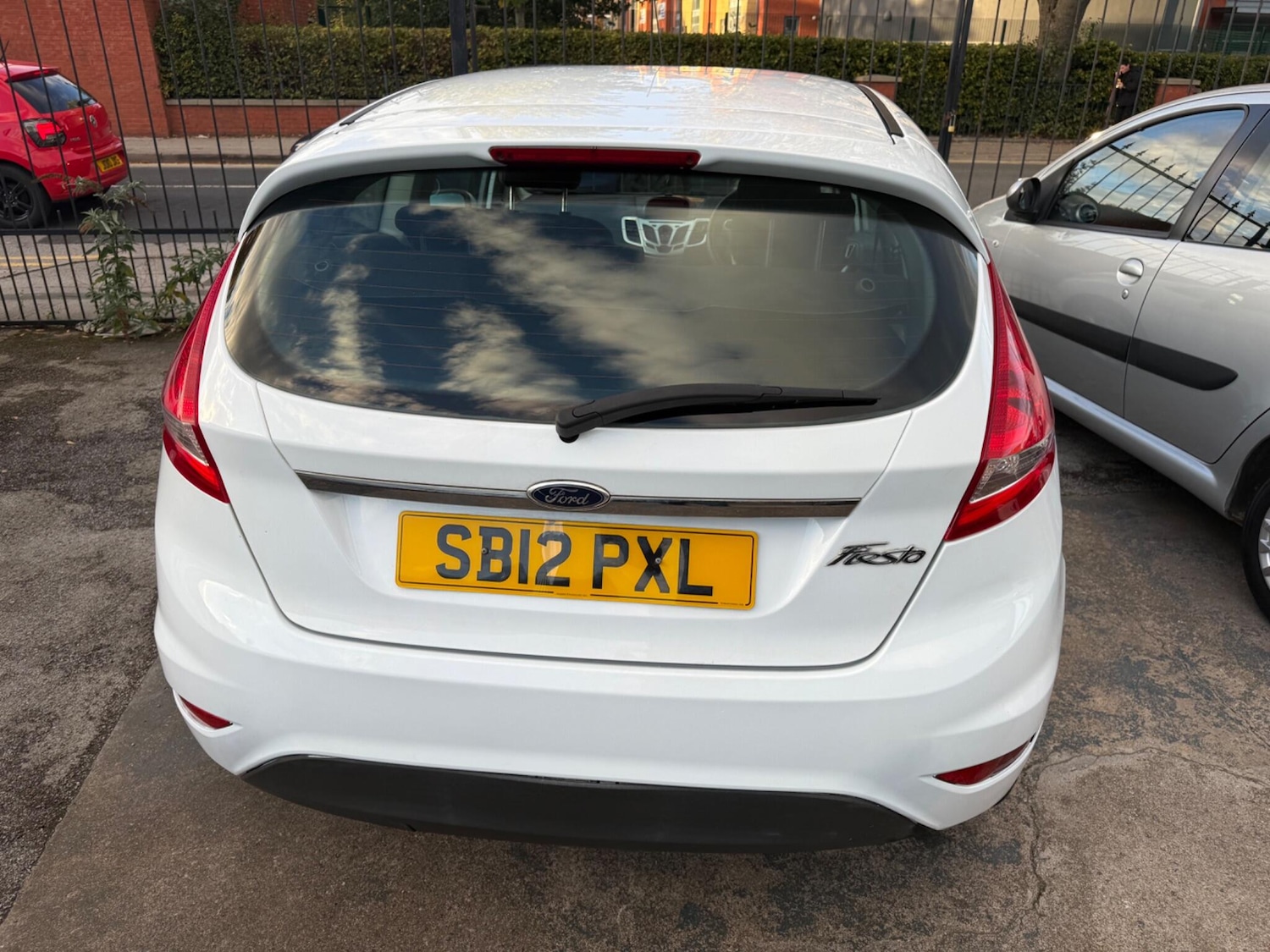 Used Ford Fiesta 2012 for sale - 76189724: Photo 6