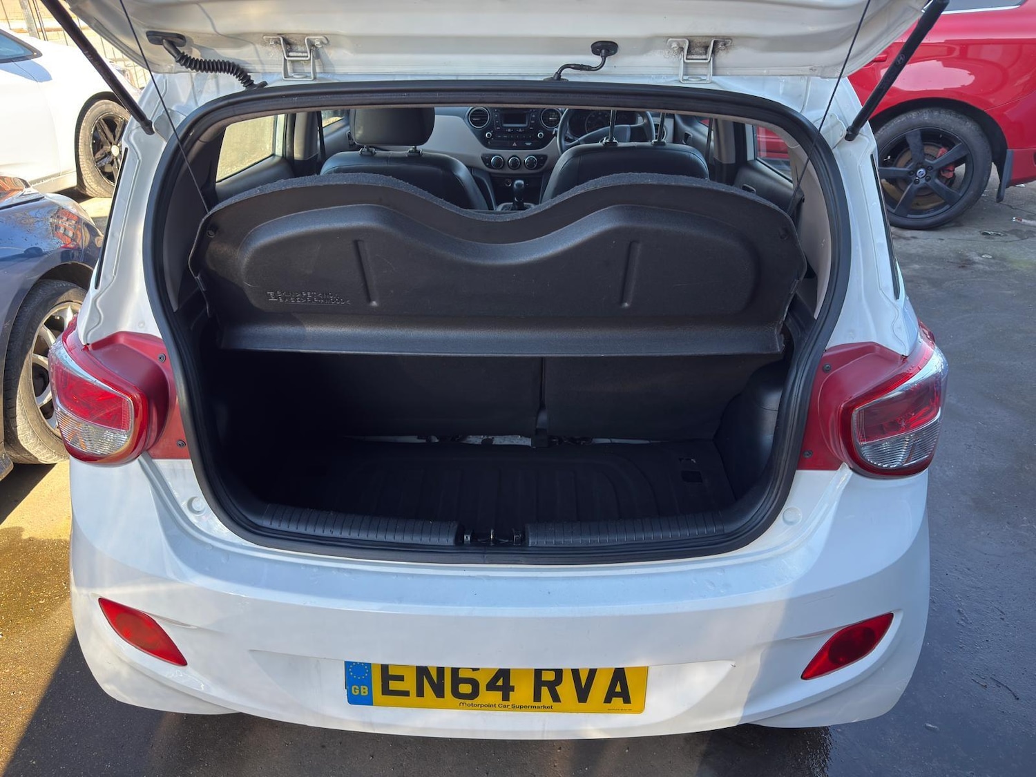 Used Hyundai i10 2015 for sale - 77565099: Photo 6