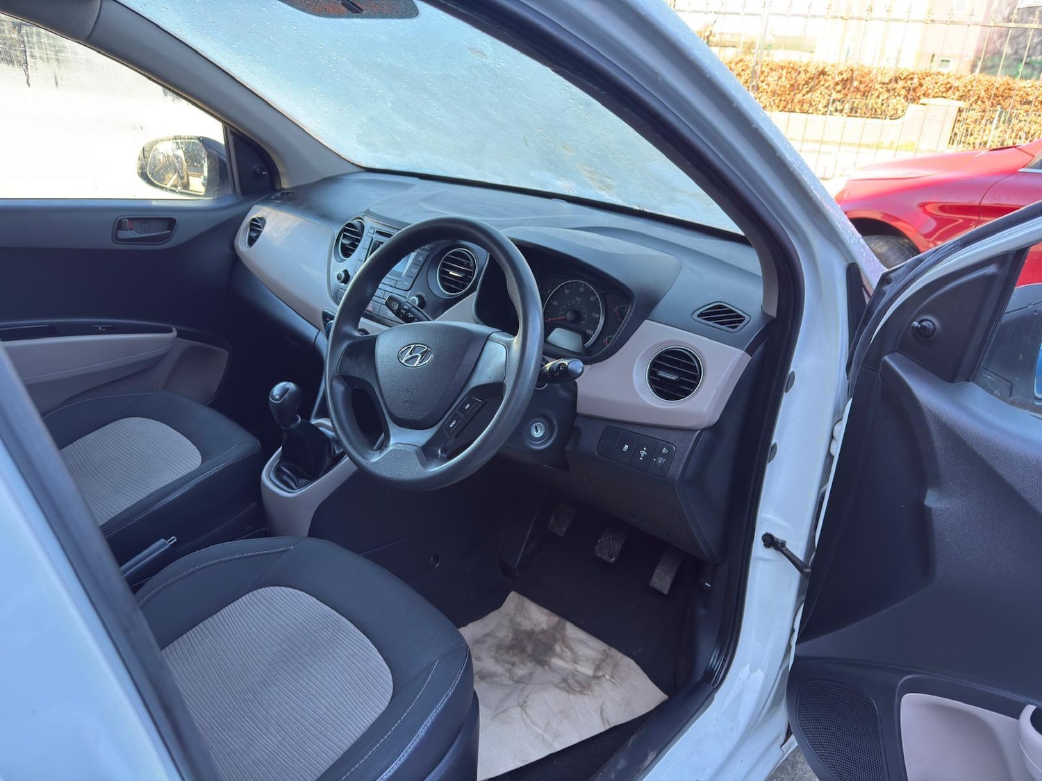 Used Hyundai i10 2015 for sale - 77565099: Photo 7