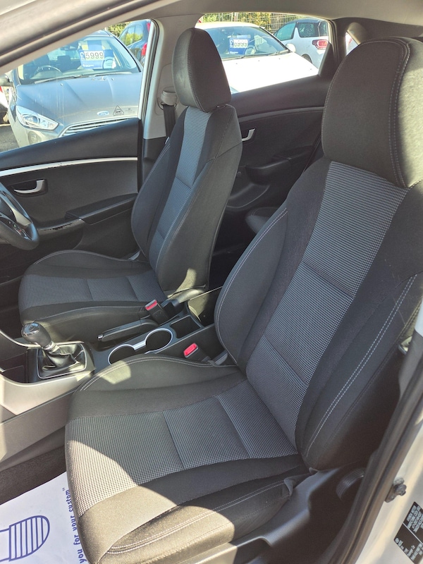 Used Hyundai i30 2015 for sale - 76043142: Photo 11