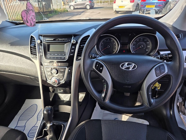 Used Hyundai i30 2015 for sale - 76043142: Photo 12