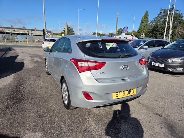 Used Hyundai i30 2015 for sale - 76043142: Photo 5