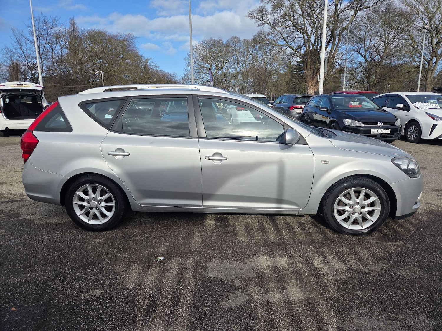 Used Kia Ceed for sale - 77624945: Photo 2