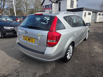 Used Kia Ceed 2010 for sale - 77624945: Photo