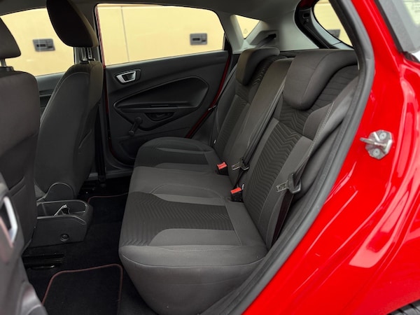Used Ford Fiesta 2017 for sale - 76247223: Photo 10