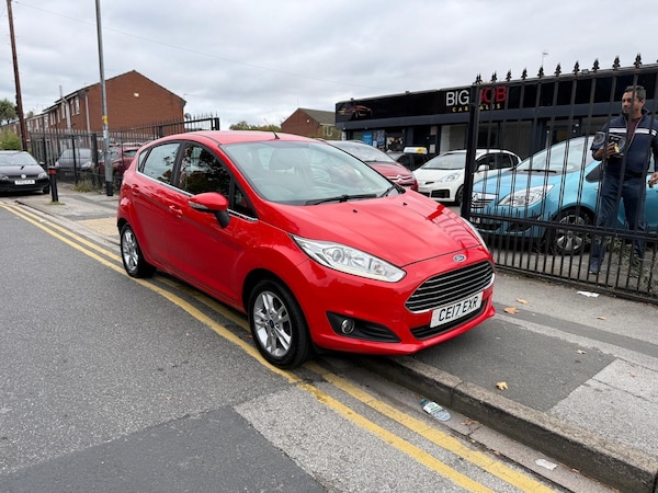 Used Ford Fiesta 2017 for sale - 76247223: Photo 1