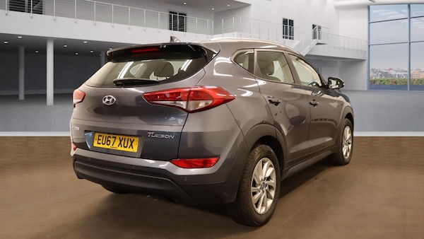 Used Hyundai TUCSON 2017 for sale - 76020718: Photo 4