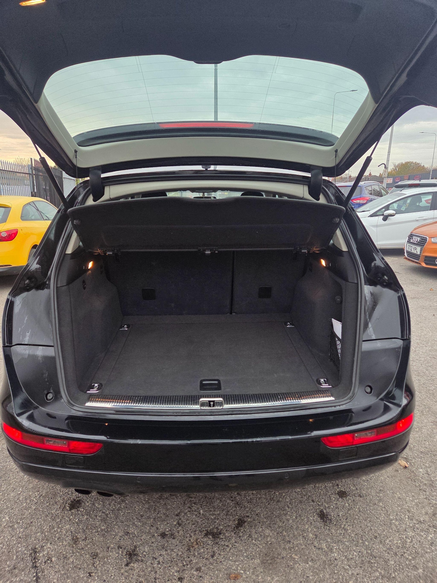 Used Audi Q5 2011 for sale - 76753198: Photo 4