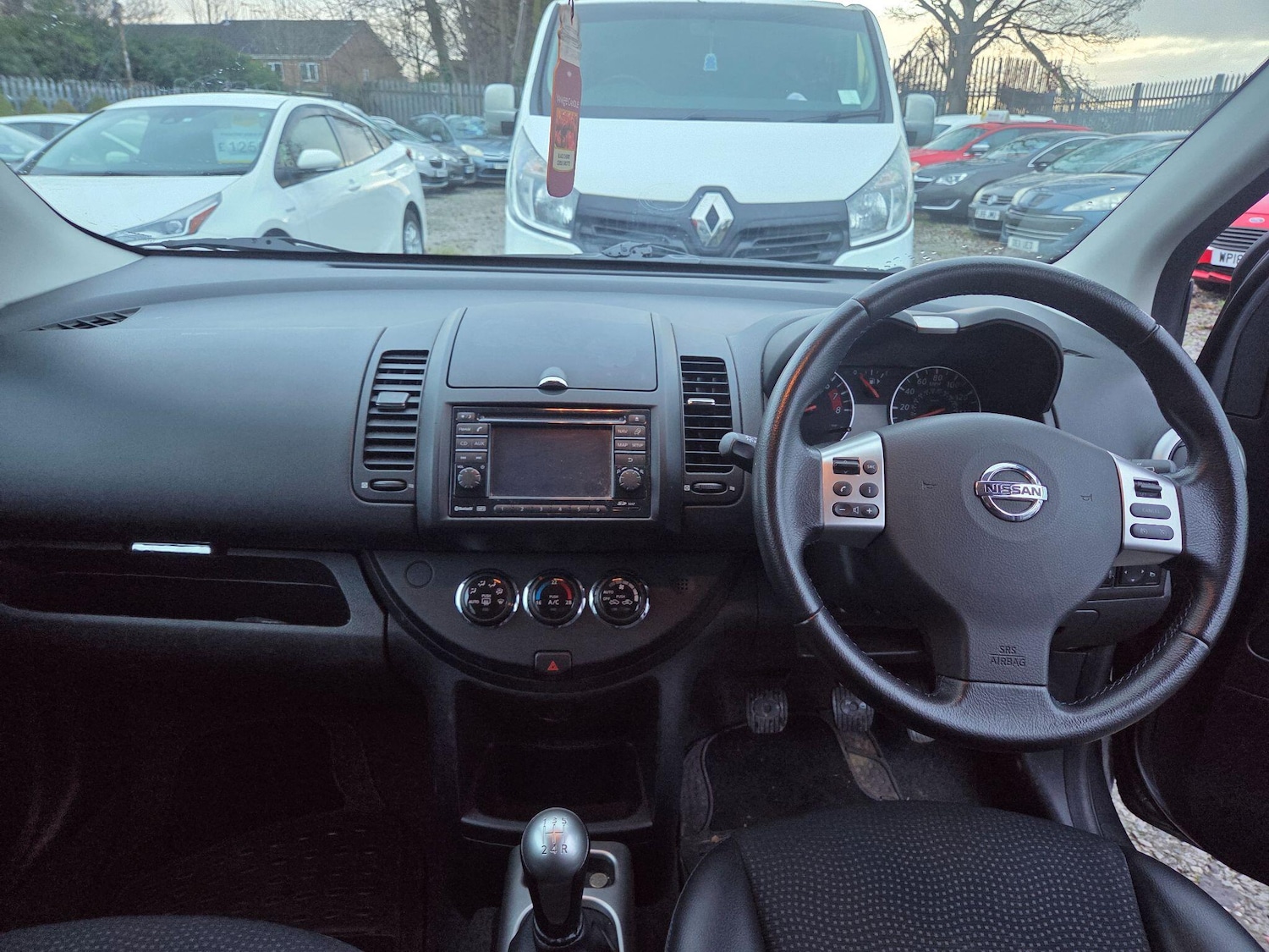 Used Nissan Note 2013 for sale - 77057315: Photo 10
