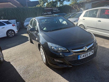 Vauxhall - Astra