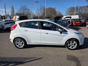 Used Ford Fiesta 2012 for sale - 77970200: Photo